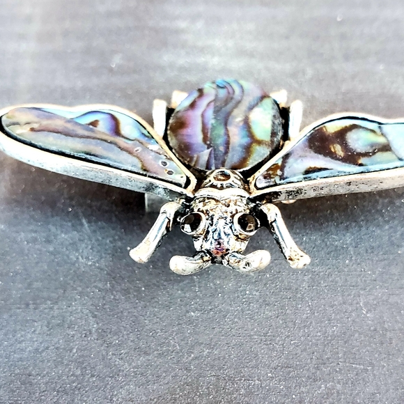 New Abalone Shell Bee Pin Brooch. - Picture 15 of 15